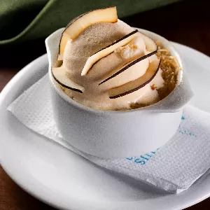 Cocada de Forno com Sorvete de Creme